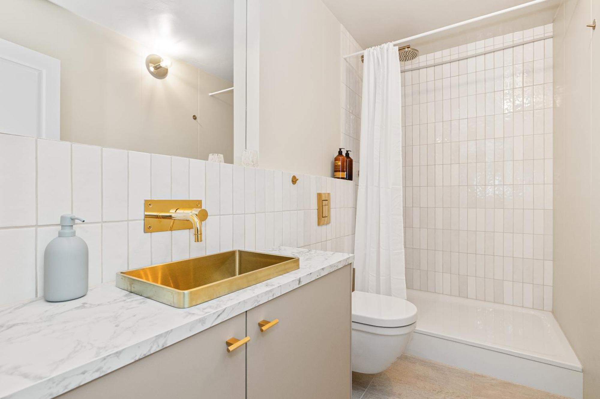 Downtown Baldursbra - Two Bedroom Apartment Рейкьявик Экстерьер фото